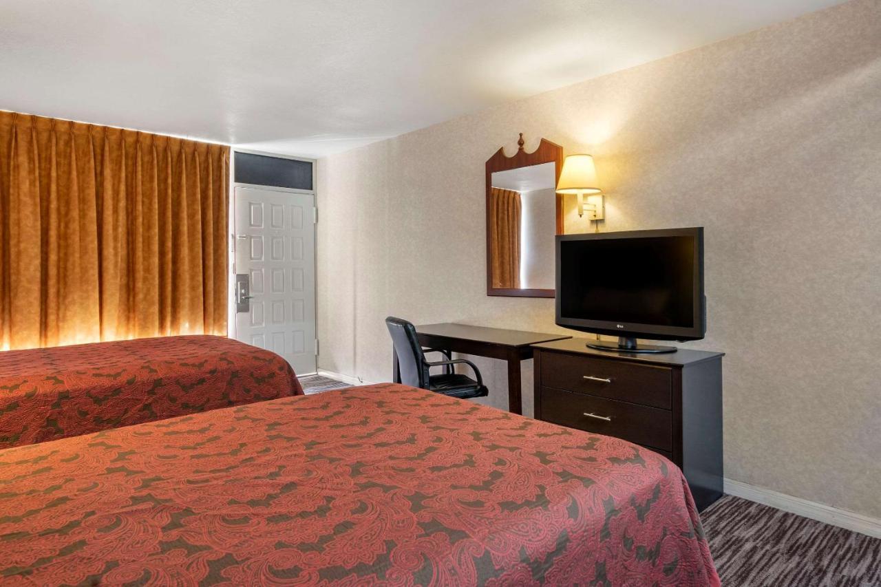 Rodeway Inn Clearwater-Largo Exterior foto